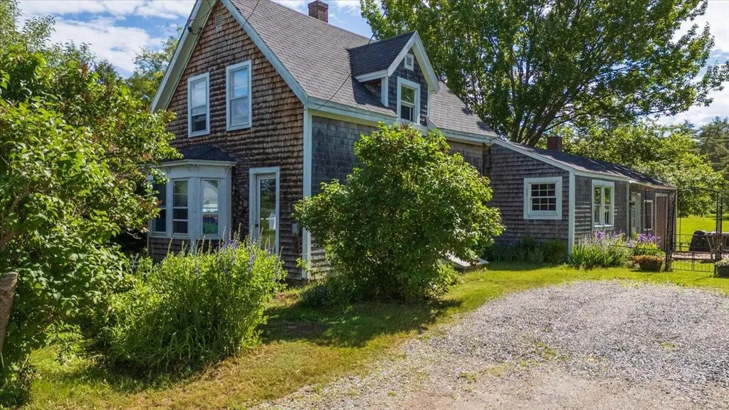 187 Sennebec Road Union ME 04862