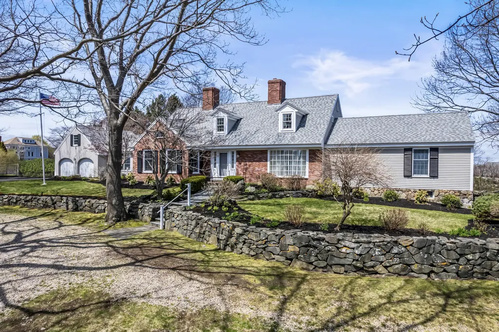 20 Roaring Rock Road York ME 03909