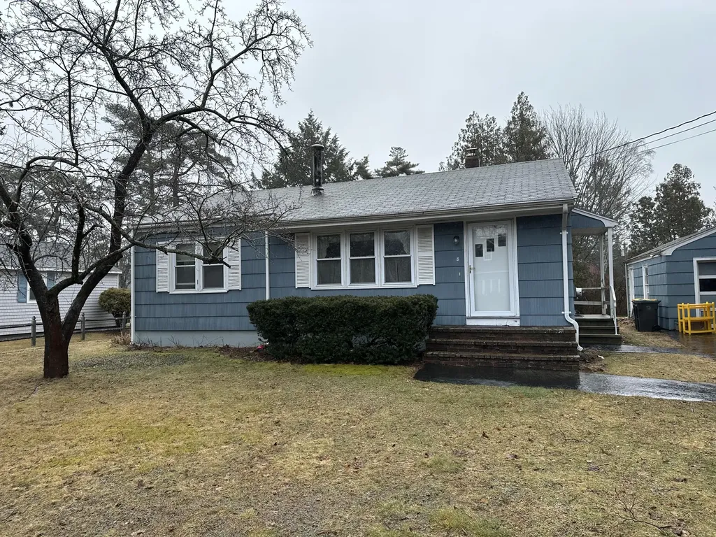8 Pleasant Avenue Scarborough ME 04074