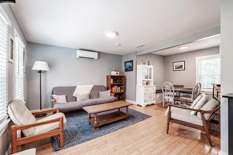 19 Ledgewood Drive Falmouth ME 04105