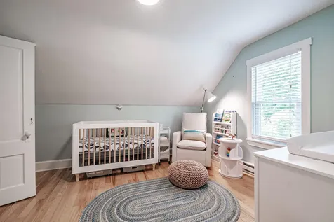19 Ledgewood Drive Falmouth ME 04105