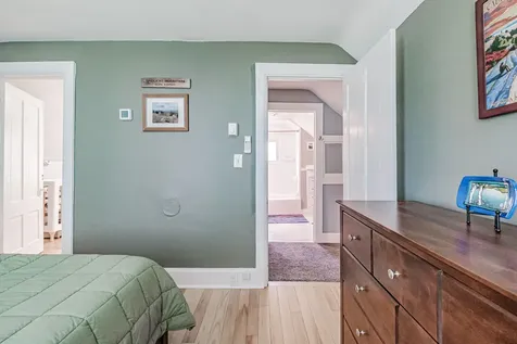 19 Ledgewood Drive Falmouth ME 04105