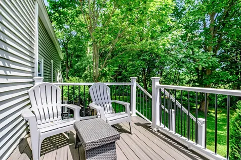 19 Ledgewood Drive Falmouth ME 04105
