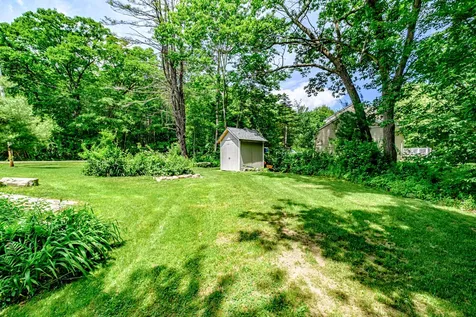 19 Ledgewood Drive Falmouth ME 04105
