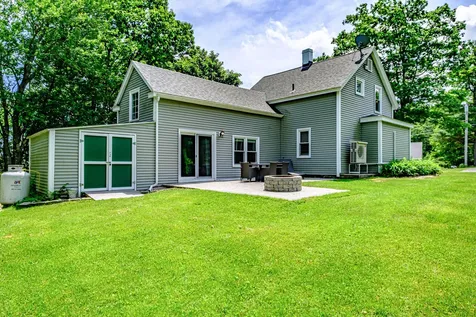 19 Ledgewood Drive Falmouth ME 04105