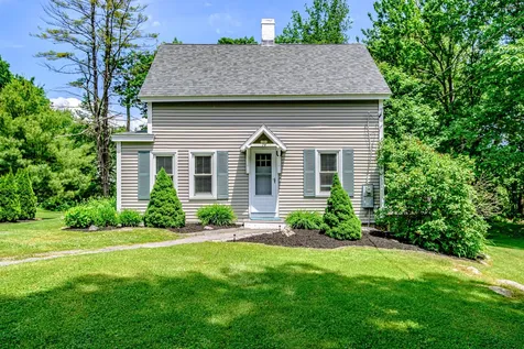 19 Ledgewood Drive Falmouth ME 04105