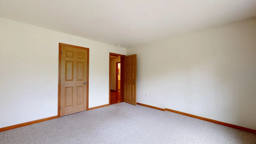 27 Bobolink Lane Thomaston ME 04861