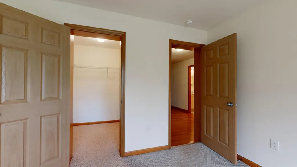 27 Bobolink Lane Thomaston ME 04861