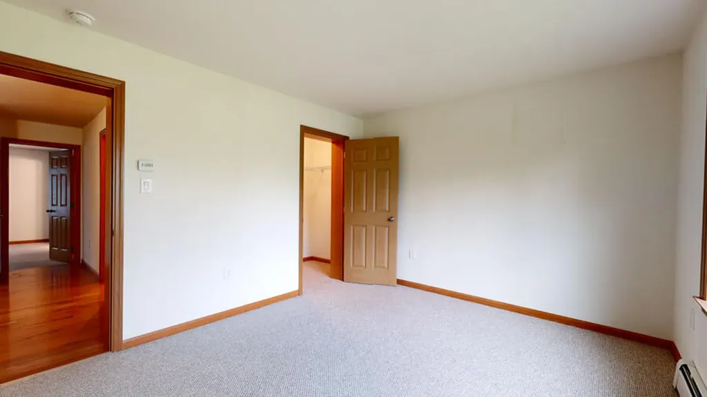 27 Bobolink Lane Thomaston ME 04861