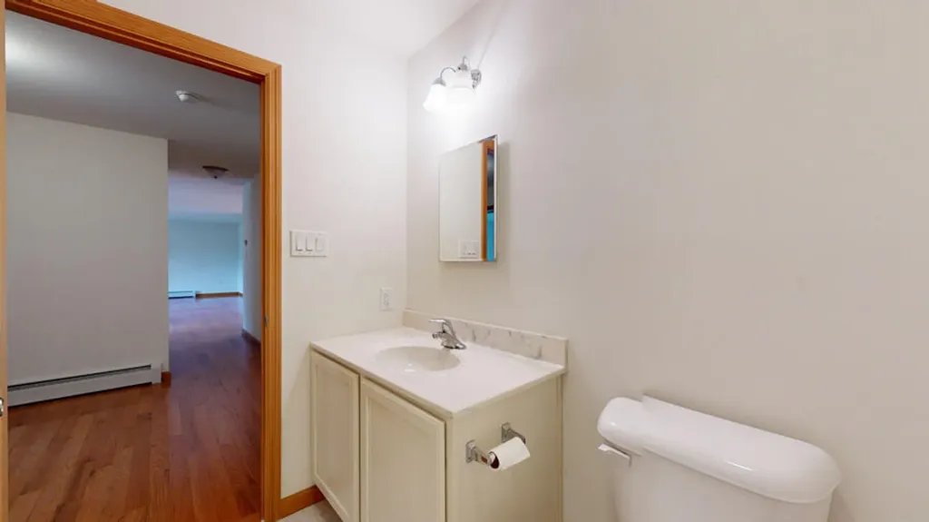 27 Bobolink Lane Thomaston ME 04861