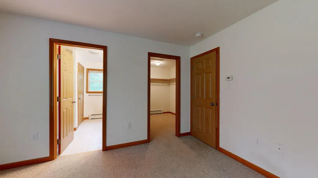 27 Bobolink Lane Thomaston ME 04861