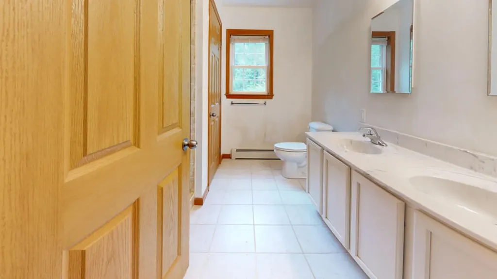 27 Bobolink Lane Thomaston ME 04861