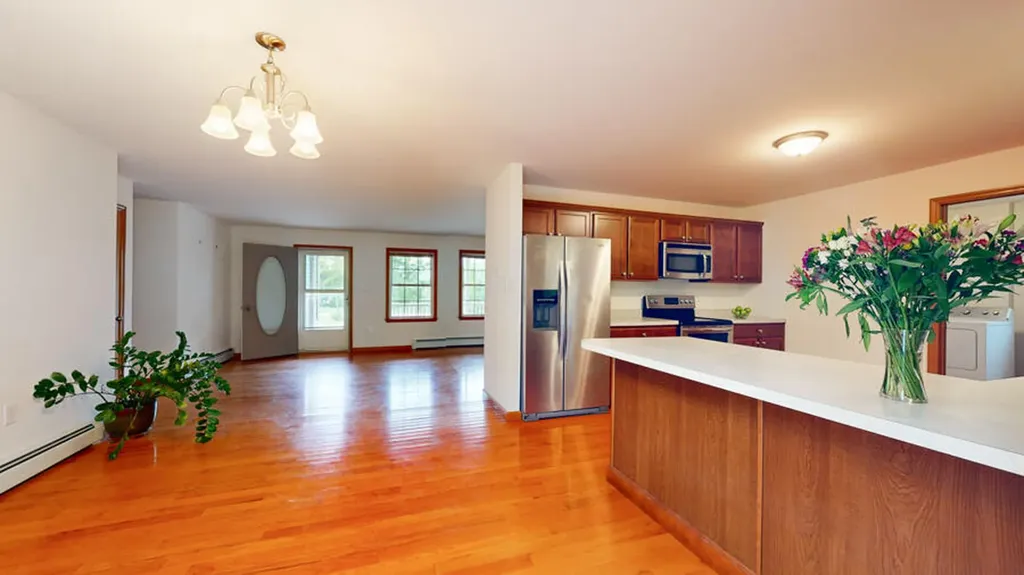 27 Bobolink Lane Thomaston ME 04861