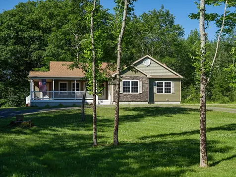 27 Bobolink Lane Thomaston ME 04861