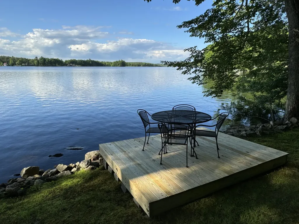 22 Dream Lane Richmond ME 04357