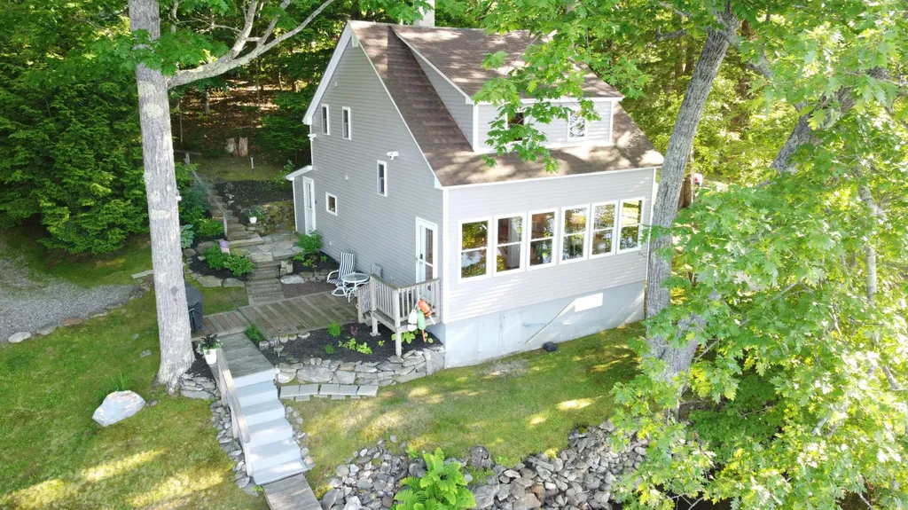 22 Dream Lane Richmond ME 04357