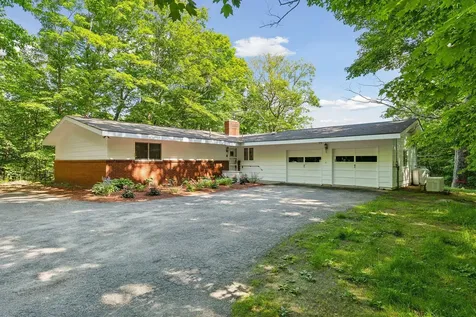 50 Maple Hill Lane Auburn ME 04210