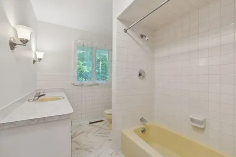 50 Maple Hill Lane Auburn ME 04210
