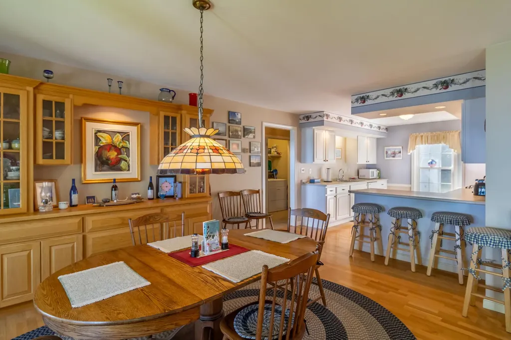 55 Fox Run Lamoine ME 04605