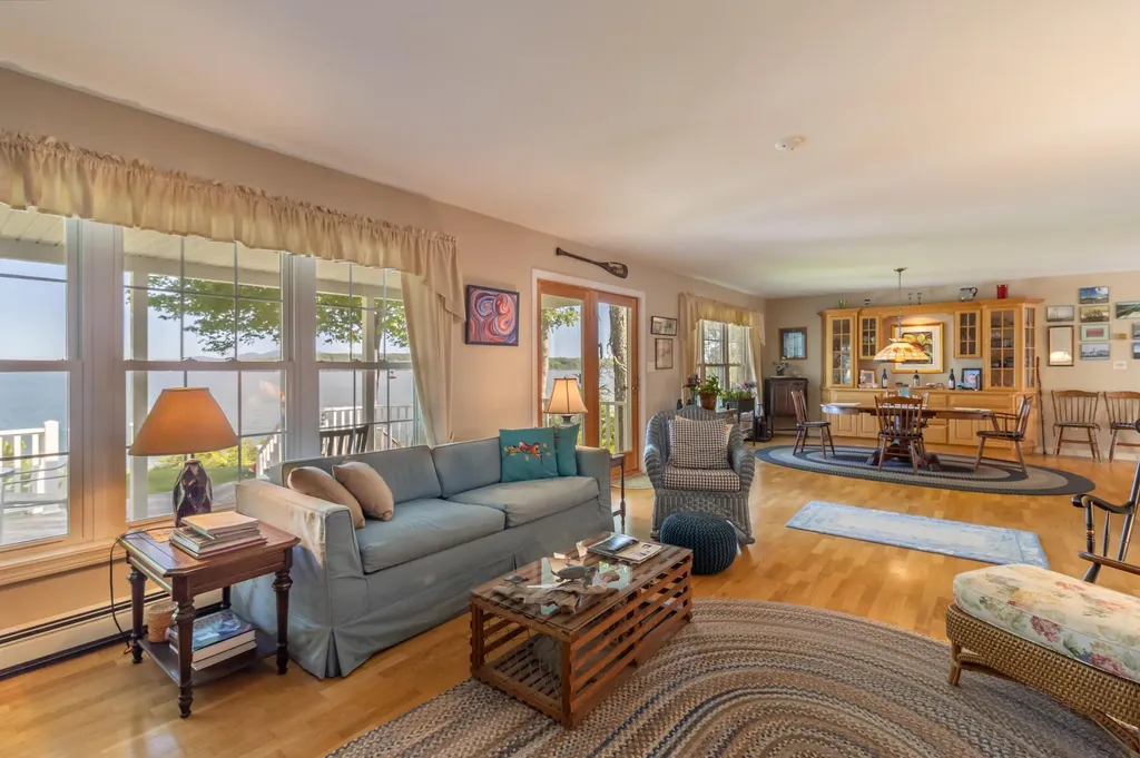 55 Fox Run Lamoine ME 04605
