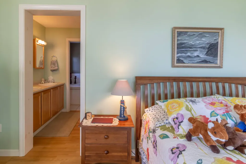 55 Fox Run Lamoine ME 04605