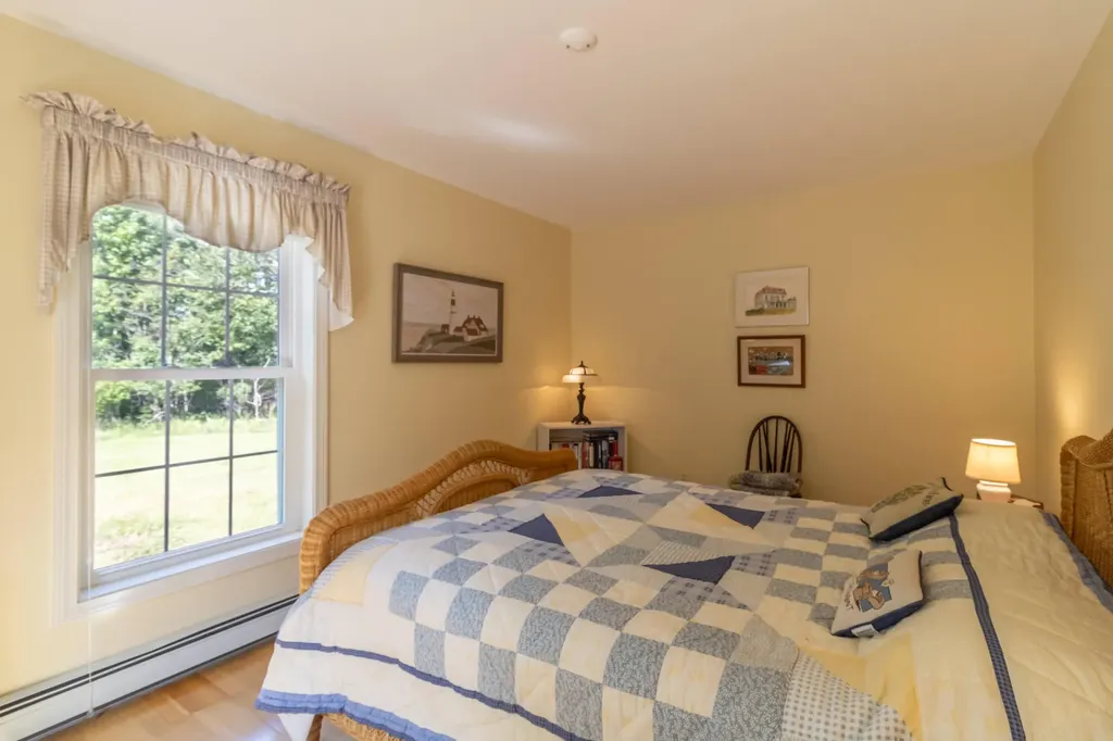 55 Fox Run Lamoine ME 04605