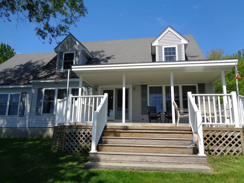 55 Fox Run Lamoine ME 04605