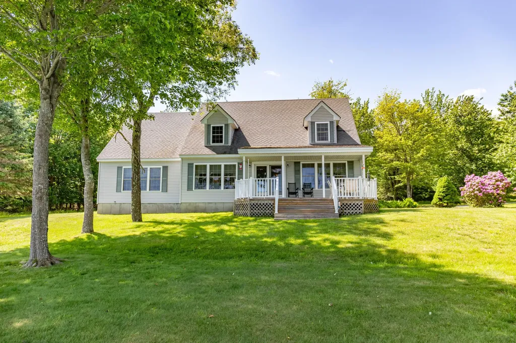 55 Fox Run Lamoine ME 04605