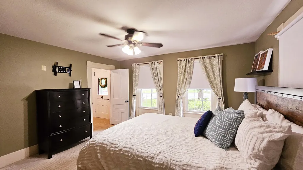 4 Main Road S Hampden ME 04444