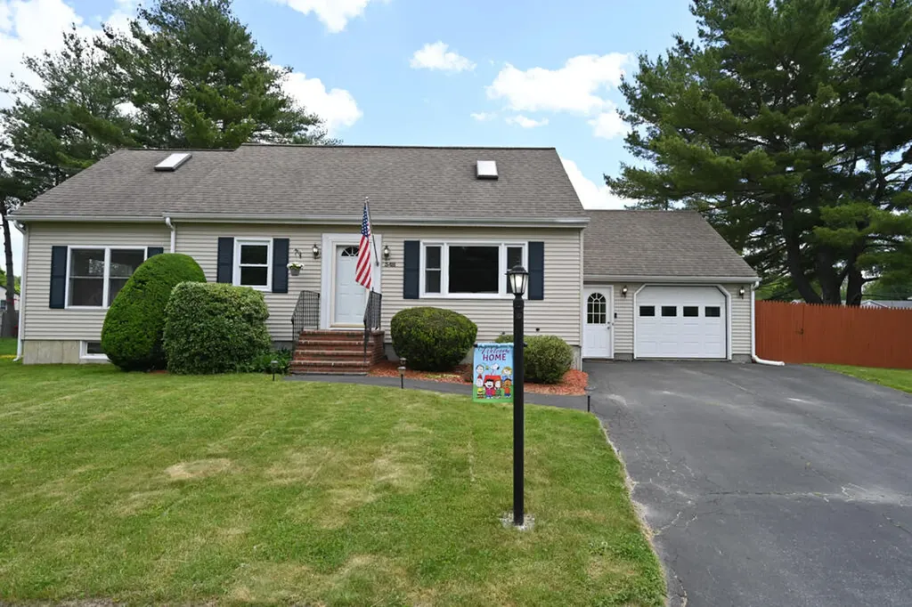 348 Parkway S Brewer ME 04412