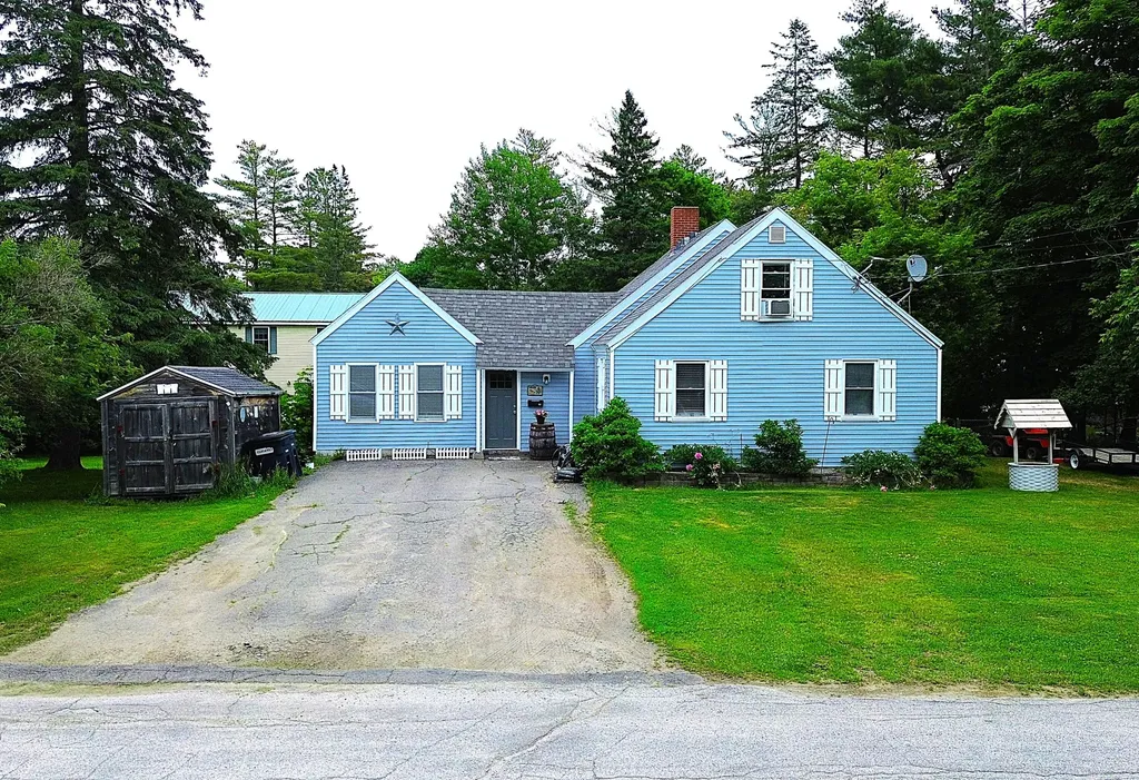 98 6th Street Old Town ME 04468