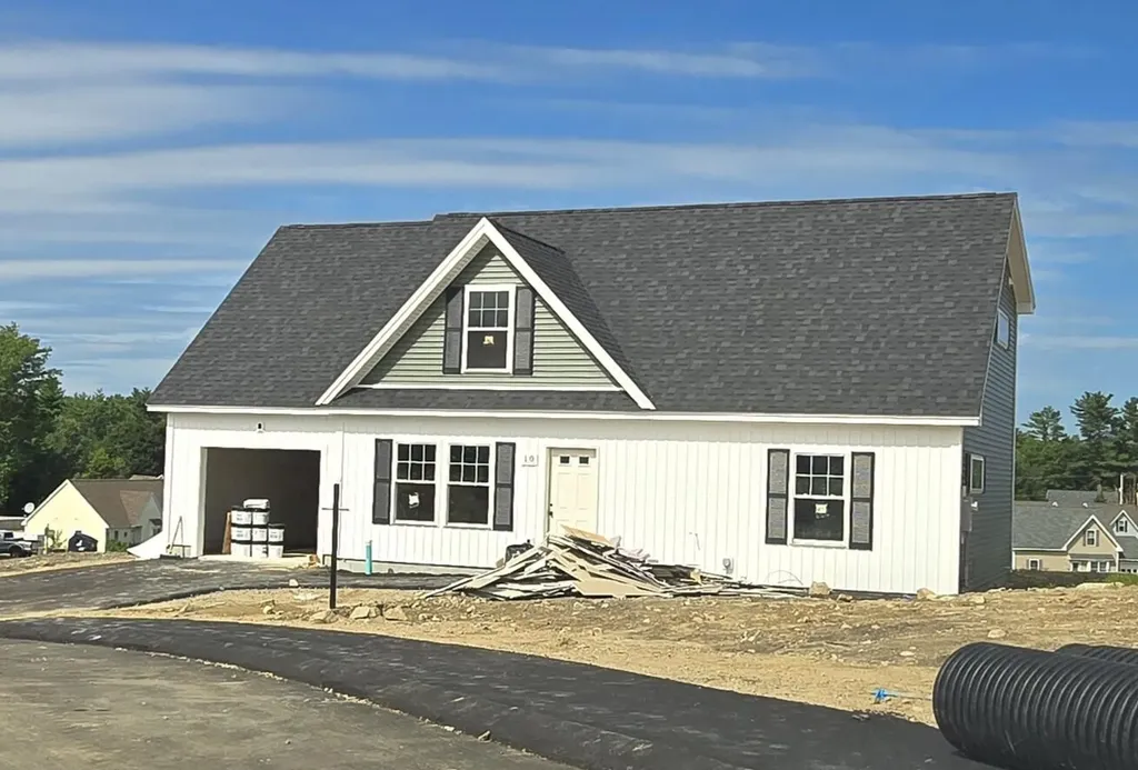 10 Rock Pond Road Sanford ME 04073