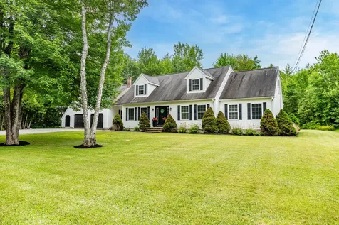 12 Surrey Lane Hampden ME 04444