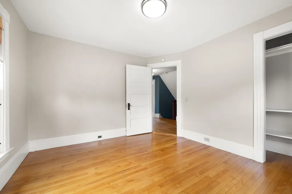 212 Main Street Orono ME 04473