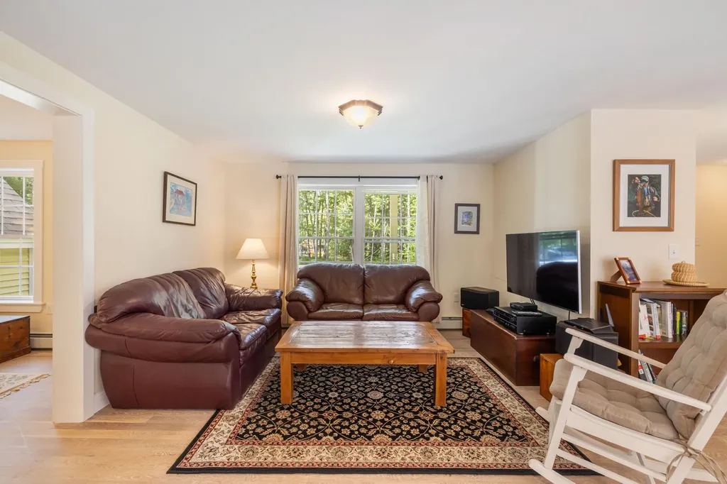 20 Maguire Road Kennebunk ME 04043