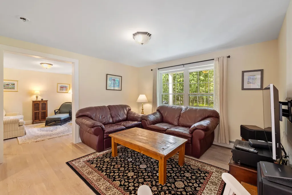 20 Maguire Road Kennebunk ME 04043