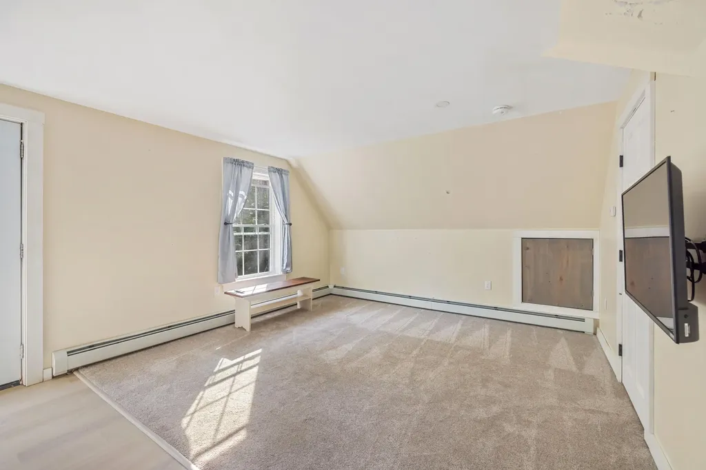 20 Maguire Road Kennebunk ME 04043