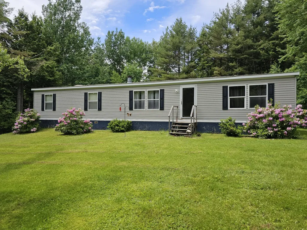 5 Forest Lane Fairfield ME 04937
