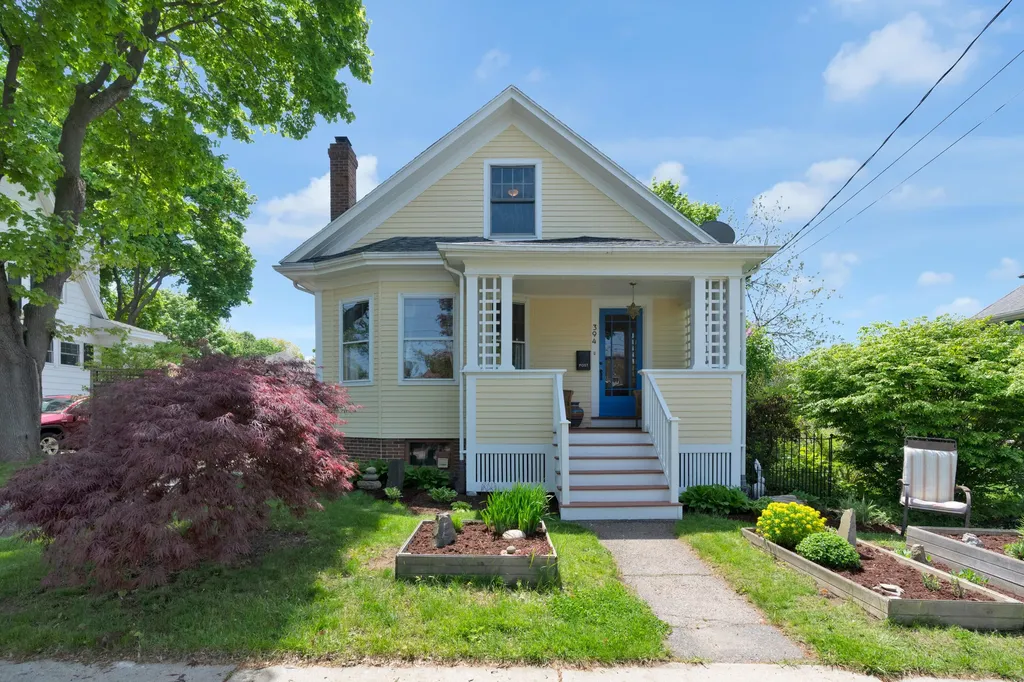 394 Woodford Street Portland ME 04103