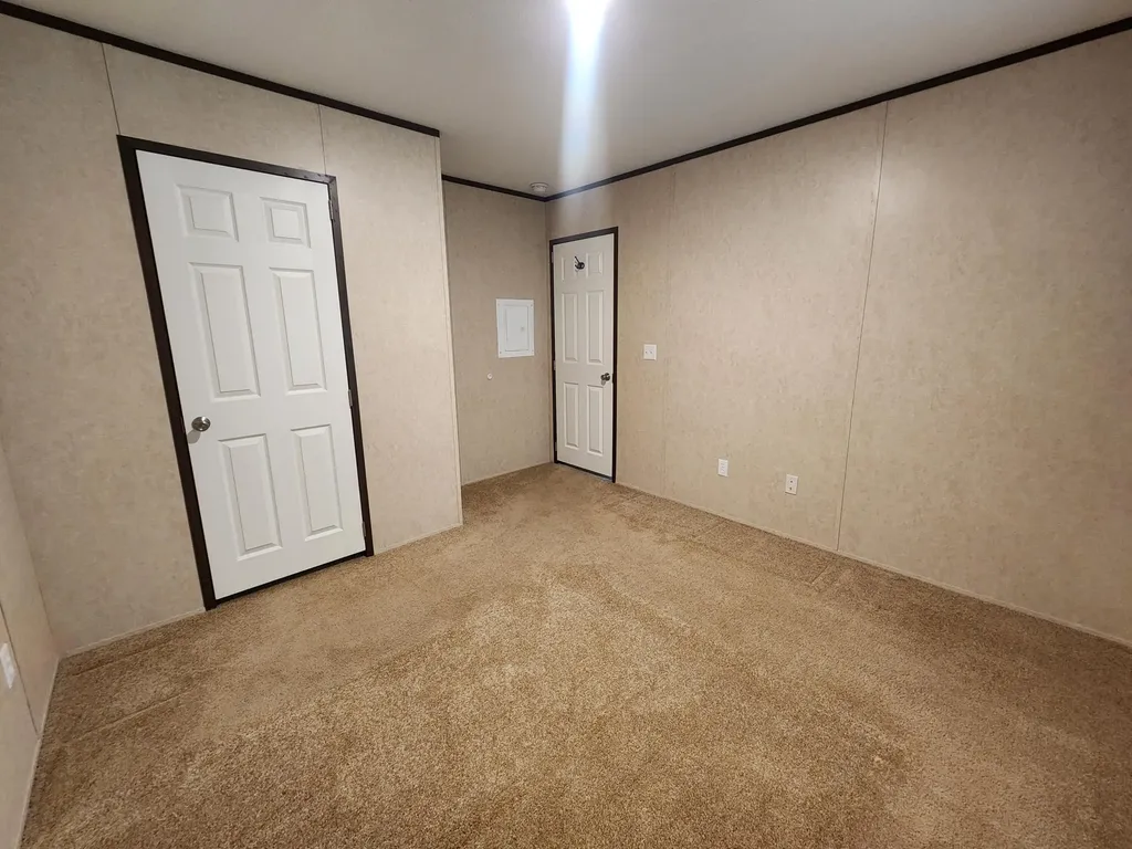 104 Bailey Road Minot ME 04258