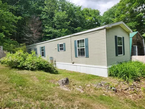 104 Bailey Road Minot ME 04258