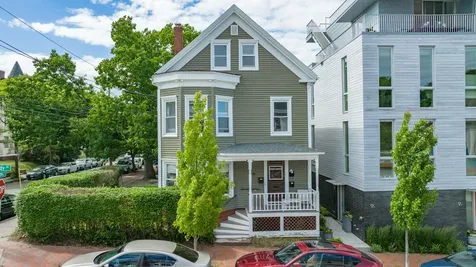 11 Moody Street Portland ME 04101