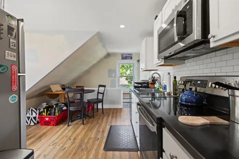 11 Moody Street Portland ME 04101