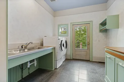 554 Benner Road Bristol ME 04539