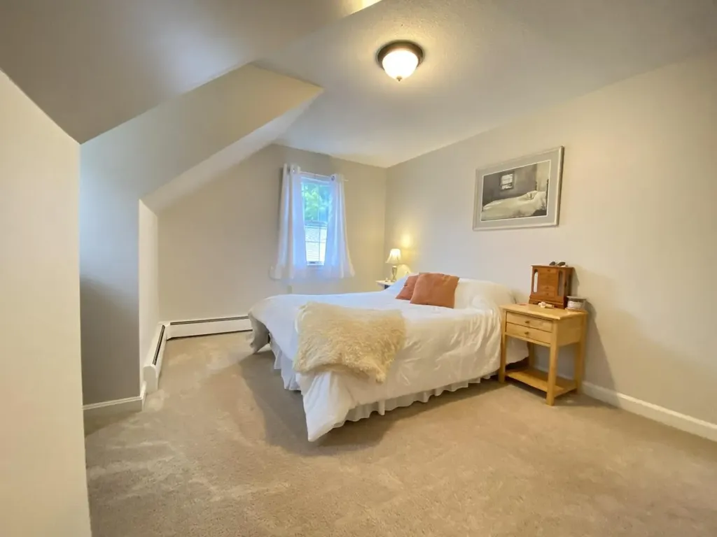 22 Old County Road Damariscotta ME 04543