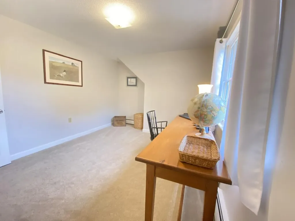 22 Old County Road Damariscotta ME 04543