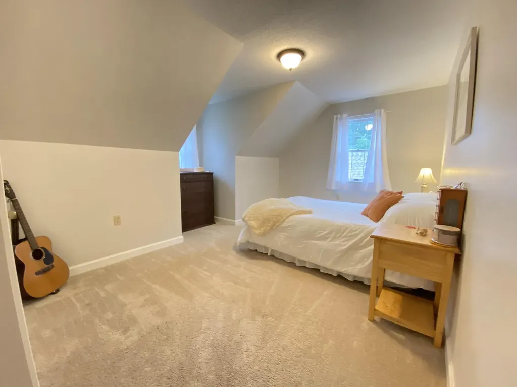 22 Old County Road Damariscotta ME 04543