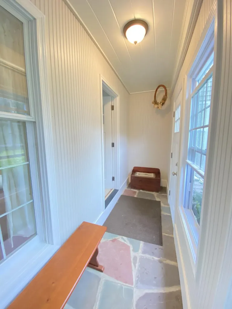 22 Old County Road Damariscotta ME 04543