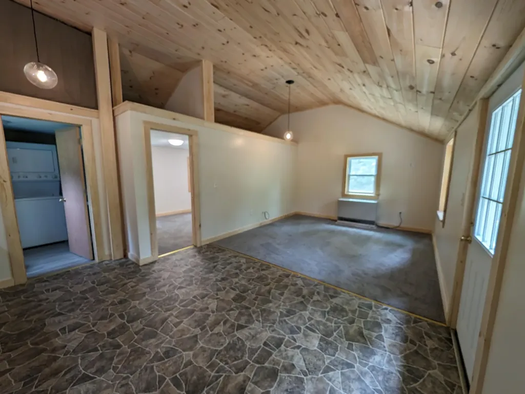 5 Pratt Brook Road Palmyra ME 04965