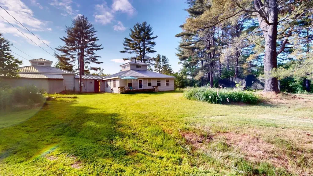 341 Martin Stream Road Fairfield ME 04937